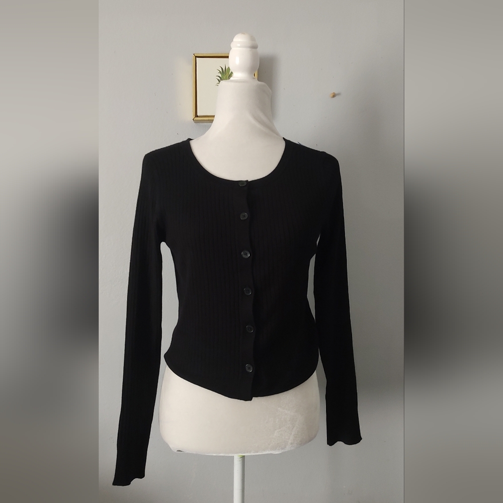 Top Sweater Express Women large Color Black Rayon Nylon Spandex New Buttons